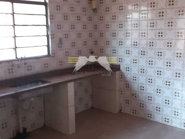 Casa com 125m² 1 quarto e 1 banheiro, para alugar, no bairro Vila Carrão em São Paulo