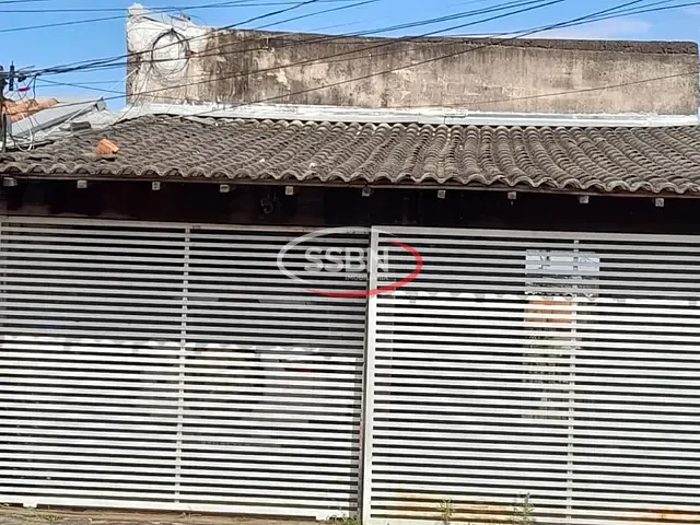 Casa com 150m² 3 quartos e 2 banheiros, à venda, no bairro Parque Residencial Klavin em Nova Odessa