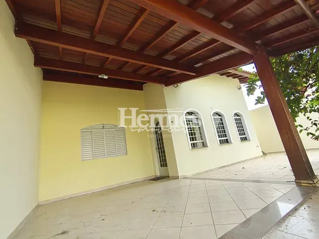 Casa com 250m² 2 quartos e 1 banheiro, à venda, no bairro João Aranha em Paulínia