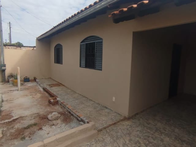 Foto do Casa - Casa para locação, Conjunto Habitacional Santiago, Rolândia, PR | Imobiliária Casa Grande - Rolândia
