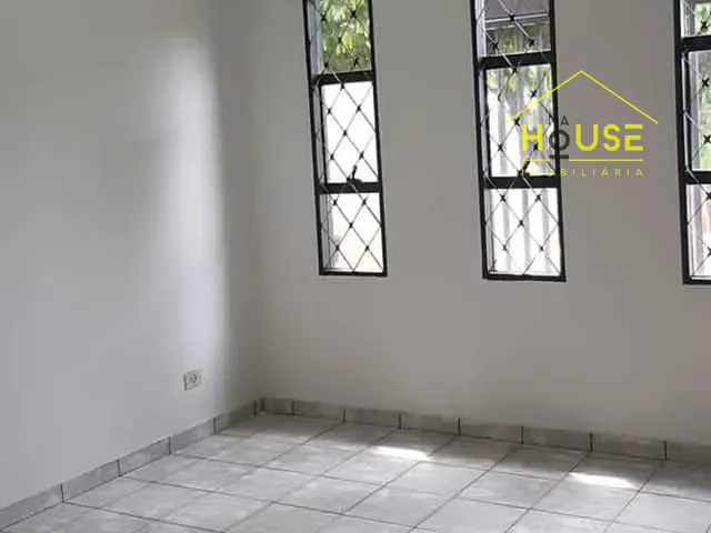 Casa com 201m² 3 quartos e 1 banheiro, à venda, no bairro Jardim Bom Clima em Votuporanga