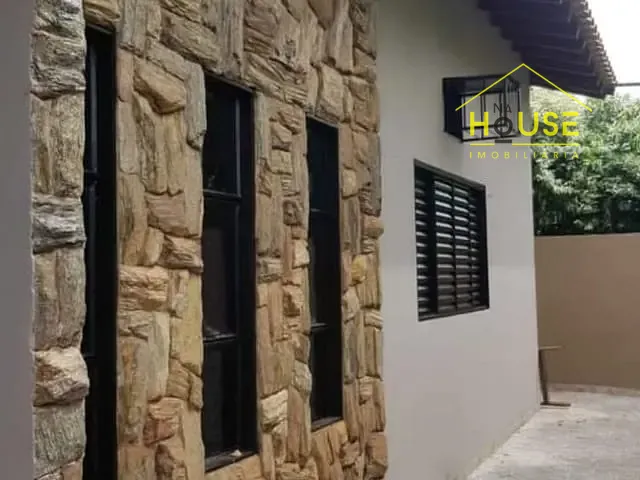 Casa com 201m² 3 quartos e 1 banheiro, à venda, no bairro Jardim Bom Clima em Votuporanga
