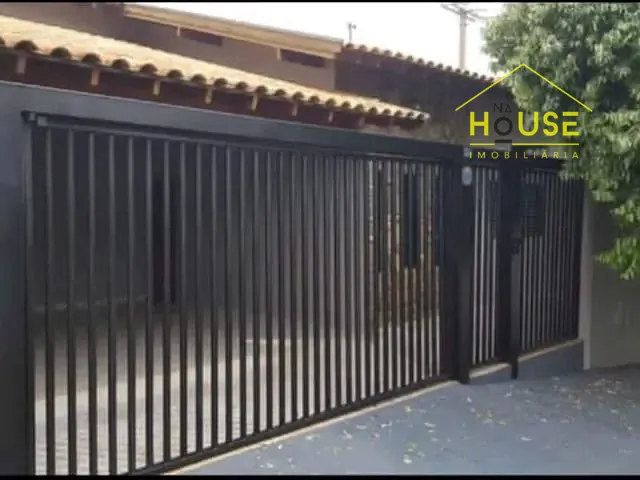Casa com 201m² 3 quartos e 1 banheiro, à venda, no bairro Jardim Bom Clima em Votuporanga