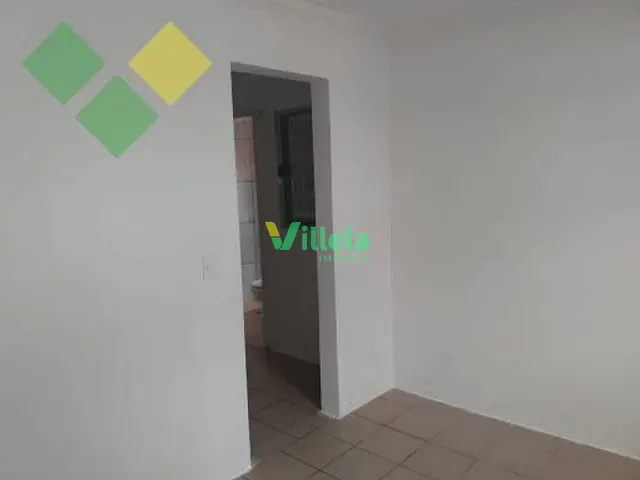 Casa 2 quartos e 1 banheiro, à venda, no bairro Jardim Mônica em Itaquaquecetuba