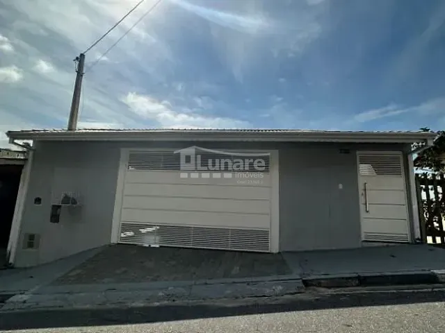 Casa com 500m² 3 quartos e 2 banheiros, à venda, no bairro Ajuda em Guararema