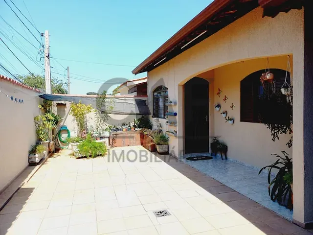 Casa com 200m² 3 quartos e 2 banheiros, à venda, no bairro João Aldo Nassif em Jaguariúna