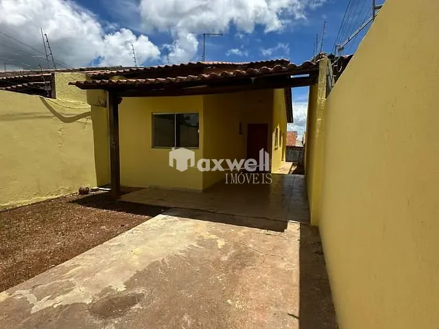 Casa 2 quartos e 1 banheiro, para alugar, no bairro Rosa dos Ventos em Aparecida de Goiânia