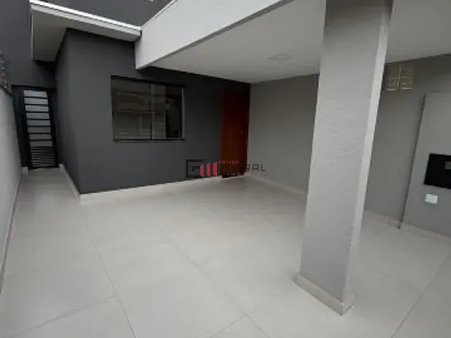 Casa 3 quartos e 2 banheiros, à venda, no bairro Santa Rita em Londrina