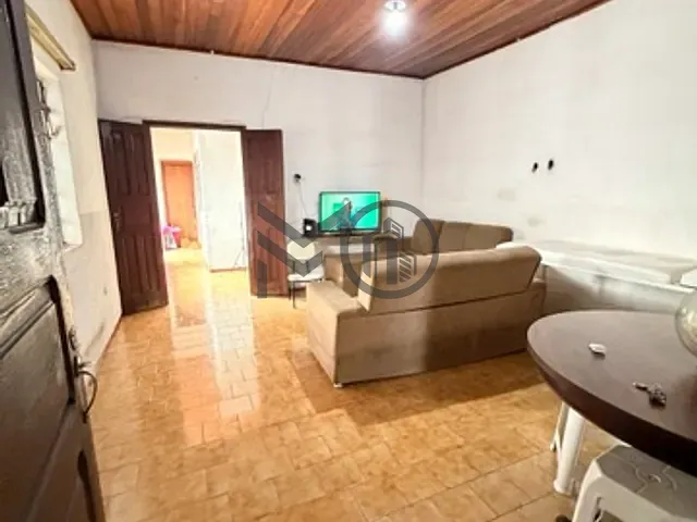 Casa com 220m² 3 quartos e 2 banheiros, à venda, no bairro BAÚ em Cuiabá