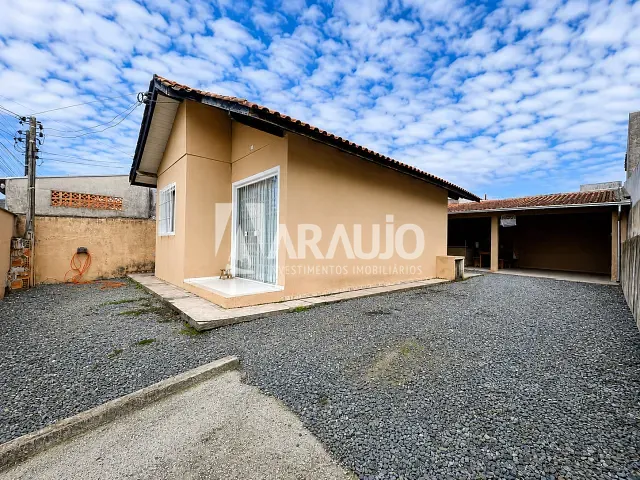 Casa com 207m² 2 quartos e 1 banheiro, à venda, no bairro Santa Regina em Itajaí