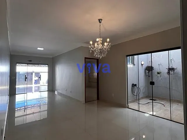 Casa com 195m² 3 quartos e 2 banheiros, à venda, no bairro Mansões Paraíso em Aparecida de Goiânia