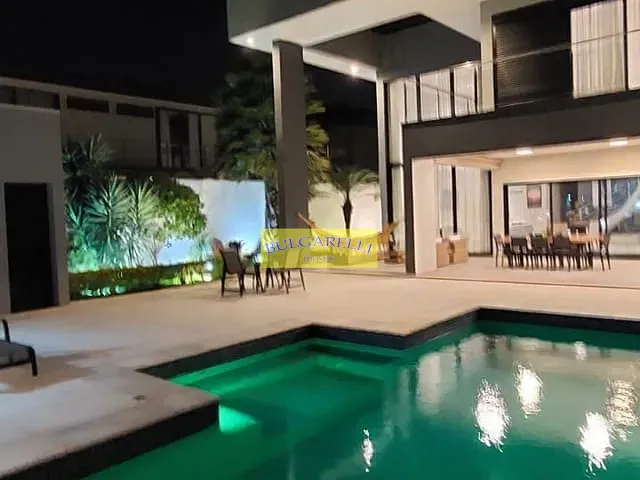 Casa com 1100m² 4 quartos e 8 banheiros, à venda, no bairro CIDADE SANTOS DUMONT em Jundiai