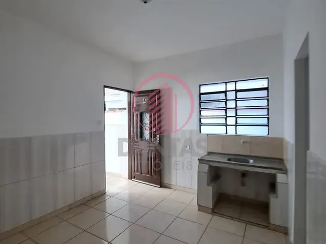 Casa 1 quarto e 1 banheiro, para alugar, no bairro Mutinga em Osasco