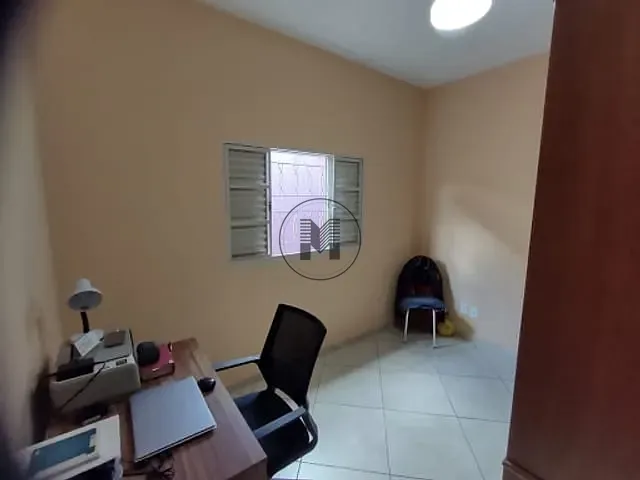 Casa com 125m² 2 quartos e 2 banheiros, à venda, no bairro Parque do Sol em Guaratinguetá