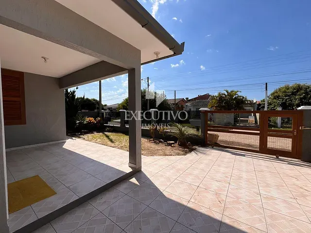 Casa 3 quartos e 2 banheiros, à venda, no bairro Nova Tramandai em Tramandaí