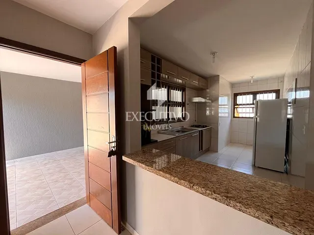 Casa 3 quartos e 2 banheiros, à venda, no bairro Nova Tramandai em Tramandaí