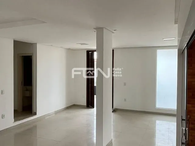 Casa com 280m² 4 quartos e 2 banheiros, para alugar, no bairro Camaçari de Dentro em Camaçari