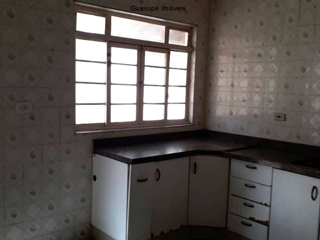 Foto do Casa - CASA NO CENTRO DA CIDADE!
IDEAL PARA PONTO COMERCIAL!
POSSUI UM DORMITÓRIO, UMA SUITE, BANHEIRO SOCIAL,SALA DE ESTAR E QUINTAL GRANDE. | Guaxupé Imóveis Ltda