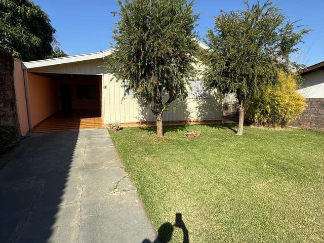 Foto do Casa - Casa para locação, Jardim Caviúna, Rolândia, PR | Imobiliária Casa Grande - Rolândia