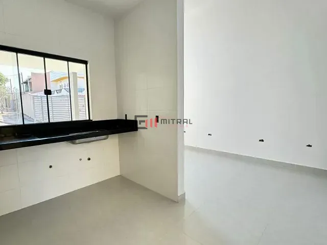 Casa 3 quartos e 2 banheiros, à venda, no bairro Residencial Portal do Sol em Londrina