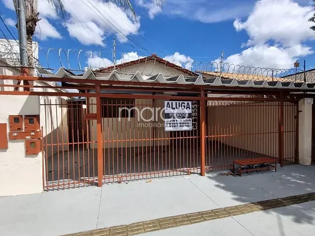 Casa 3 quartos e 1 banheiro, para alugar, no bairro Nova Suiça em Goiânia