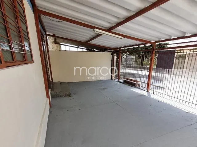 Casa 3 quartos e 1 banheiro, para alugar, no bairro Nova Suiça em Goiânia