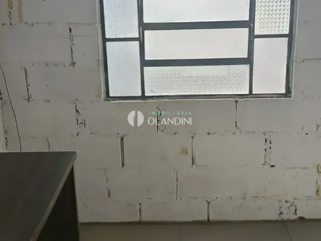 Casa com 100m², para alugar, no bairro Jardim Del Alamo em Artur Nogueira