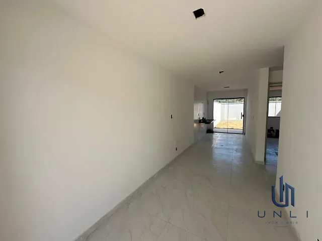 Casa 2 quartos e 2 banheiros, à venda, no bairro Santa Rita do Zarur em Volta Redonda
