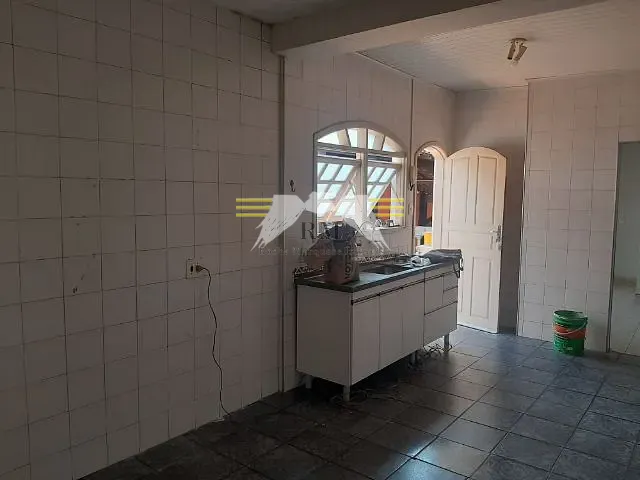 Casa com 280m² 2 quartos e 2 banheiros, à venda, no bairro Vila Divina Pastora em São Paulo