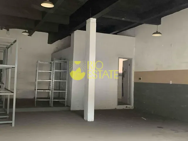 Casa com 1121m² 3 quartos e 3 banheiros, à venda, no bairro Retiro em Volta Redonda