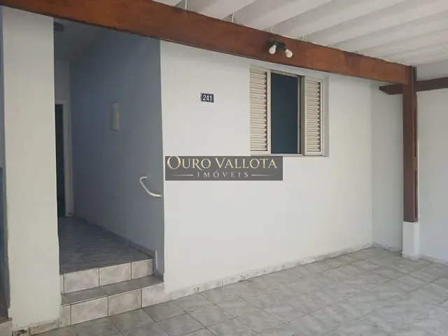 Casa com 200m² 2 quartos e 1 banheiro, para alugar, no bairro Vila Celeste em São Paulo
