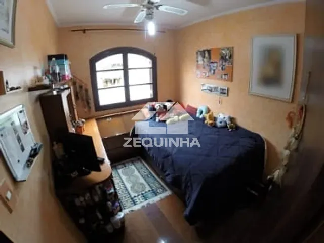 Casa com 260m² 4 quartos e 2 banheiros, à venda, no bairro Presidente Altino em Osasco