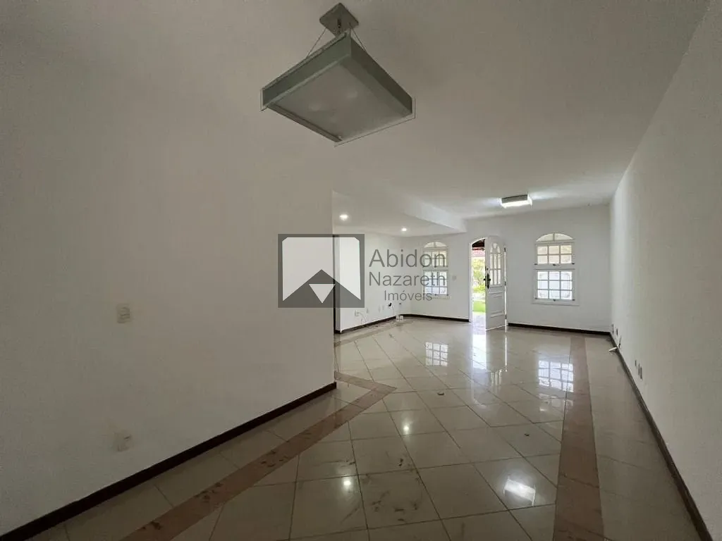 Casa, 4 quartos, 250 m² - Foto 9