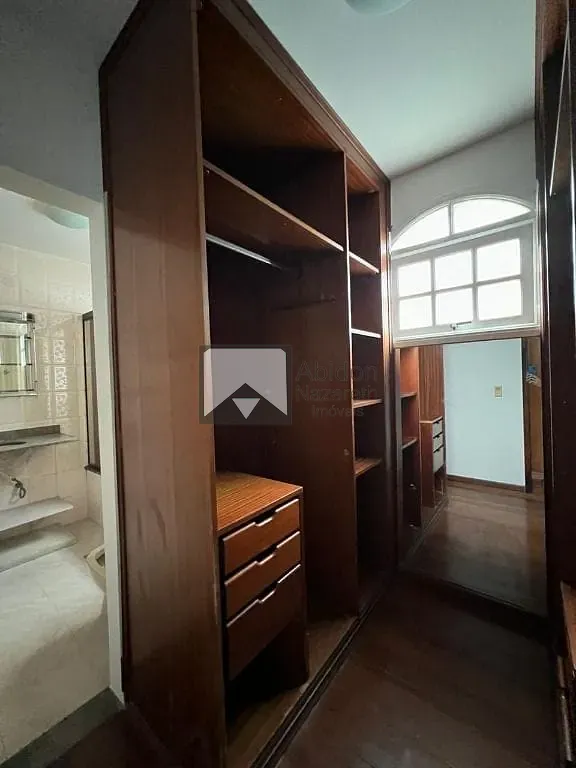 Casa, 4 quartos, 250 m² - Foto 37