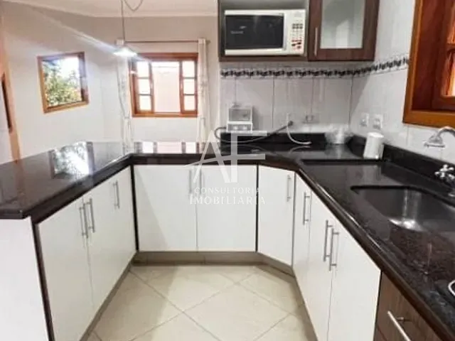 Casa com 250m² 3 quartos e 2 banheiros, à venda, no bairro Chácara do Visconde em Taubaté