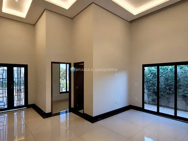 Casa com 276m² 3 quartos e 4 banheiros, à venda, no bairro Residencial Maria Júlia em São José do Rio Preto