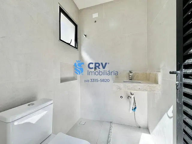 Casa com 252m² 3 quartos e 5 banheiros, à venda, no bairro Parque Taua em Londrina