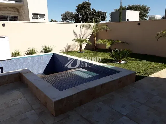Casa com 422m² 4 quartos e 4 banheiros, à venda, no bairro Damha Residencial Uberaba II em Uberaba