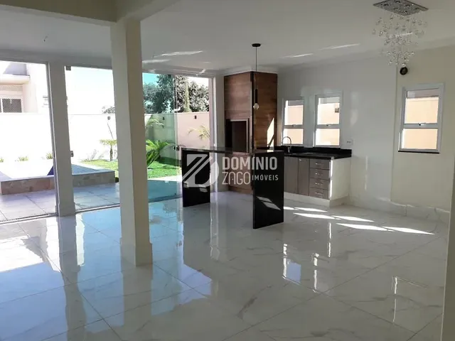 Casa com 422m² 4 quartos e 4 banheiros, à venda, no bairro Damha Residencial Uberaba II em Uberaba