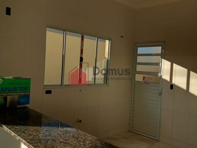 Casa à venda, no bairro Residencial e Comercial Portal dos Eucaliptos em Pindamonhangaba