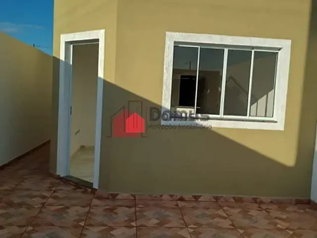 Casa à venda, no bairro Residencial e Comercial Portal dos Eucaliptos em Pindamonhangaba