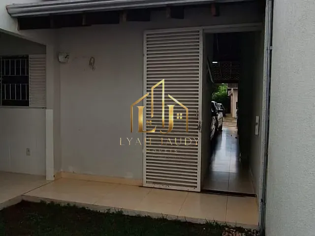 Casa com 184m² 3 quartos e 3 banheiros, à venda, no bairro Jardim Universitário em Cuiabá