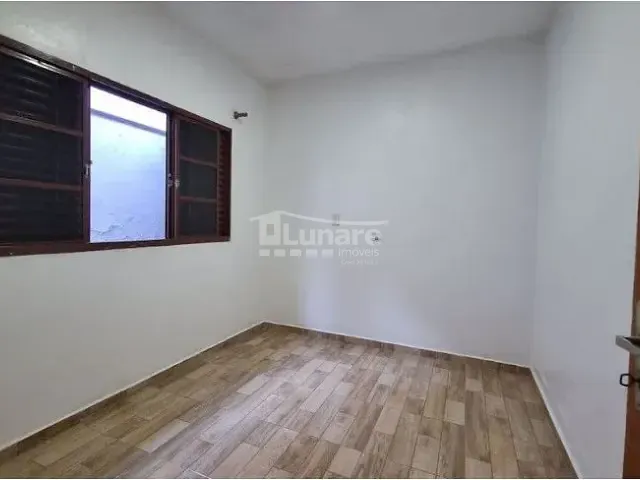 Casa com 257m² 3 quartos e 2 banheiros, à venda, no bairro Jardim Cintia em Mogi das Cruzes