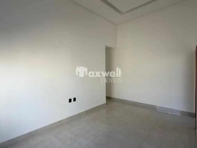 Casa com 273m² 3 quartos e 3 banheiros, à venda, no bairro Vila Oliveira em Aparecida de Goiânia