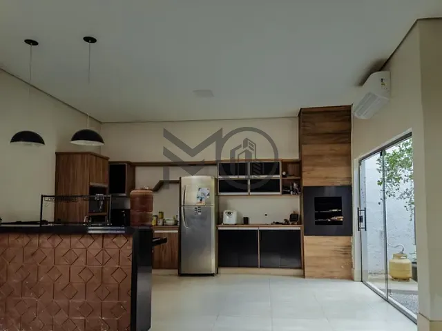 Casa com 200m² 3 quartos e 3 banheiros, à venda, no bairro Morada da Serra em Cuiabá