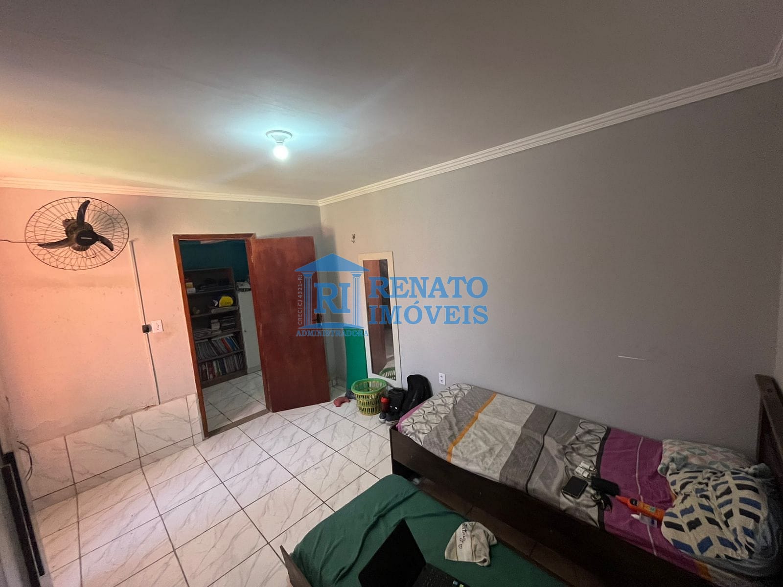 Casa à venda com 4 quartos, 283m² - Foto 8