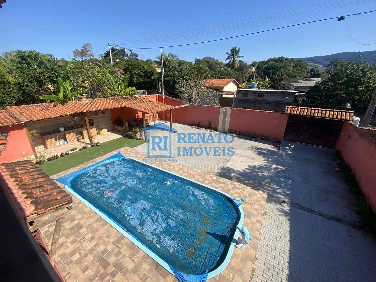 Casa à venda com 4 quartos, 283m² - Foto 2