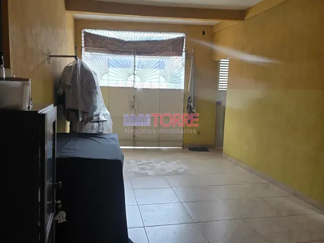 Casa 3 quartos e 2 banheiros, à venda, no bairro Santo Antônio em Itabuna