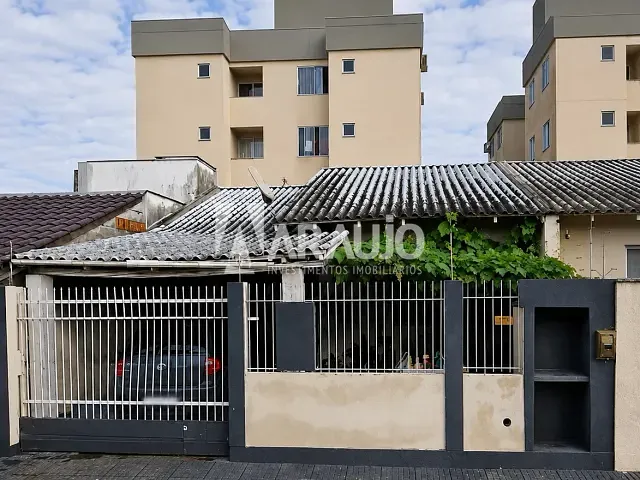 Casa com 110m² 2 quartos e 1 banheiro, à venda, no bairro Murta em Itajaí