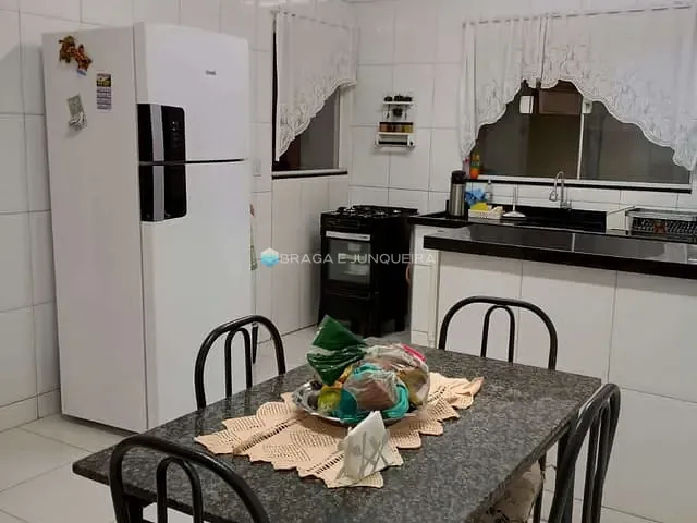 Casa com 210m² 3 quartos e 2 banheiros, à venda, no bairro Vila Anchieta em São José do Rio Preto
